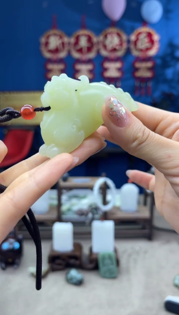 【闪购商品】和田玉颈饰未镶嵌1