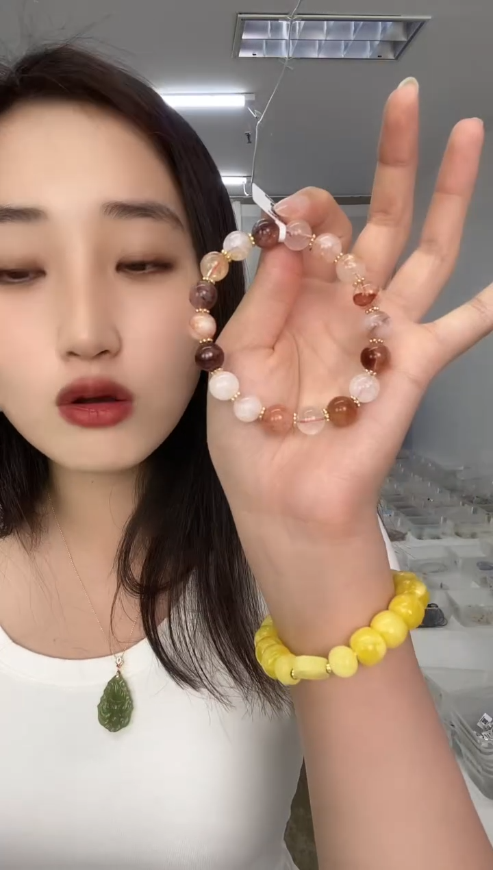 水晶手链未镶嵌天然珠宝多样性发其一