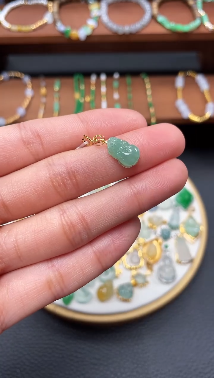 【闪购商品】翡翠吊坠(不含链)18K金镶嵌一个  JK509