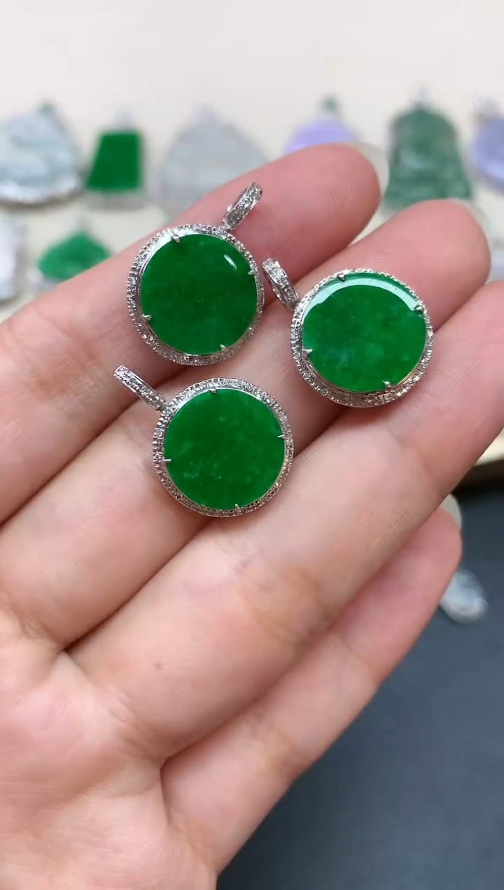 翡翠18K金镶嵌吊坠(不含链)多样性发货一件W013|2980