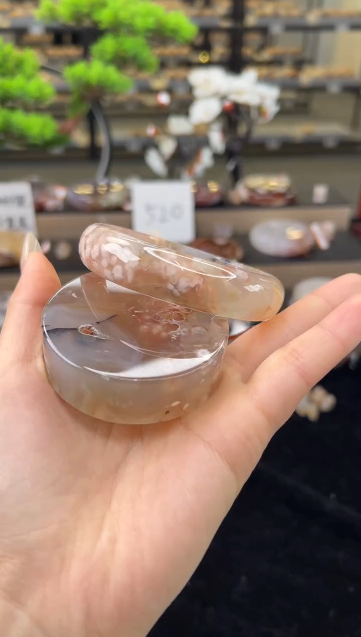 【闪购商品】石英质玉手镯未镶嵌62圈口（赠送镯心）61824