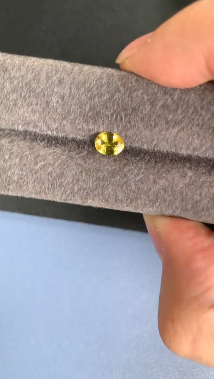 【闪购商品】彩色蓝宝石裸石未镶嵌一粒88分斯里兰卡老烧