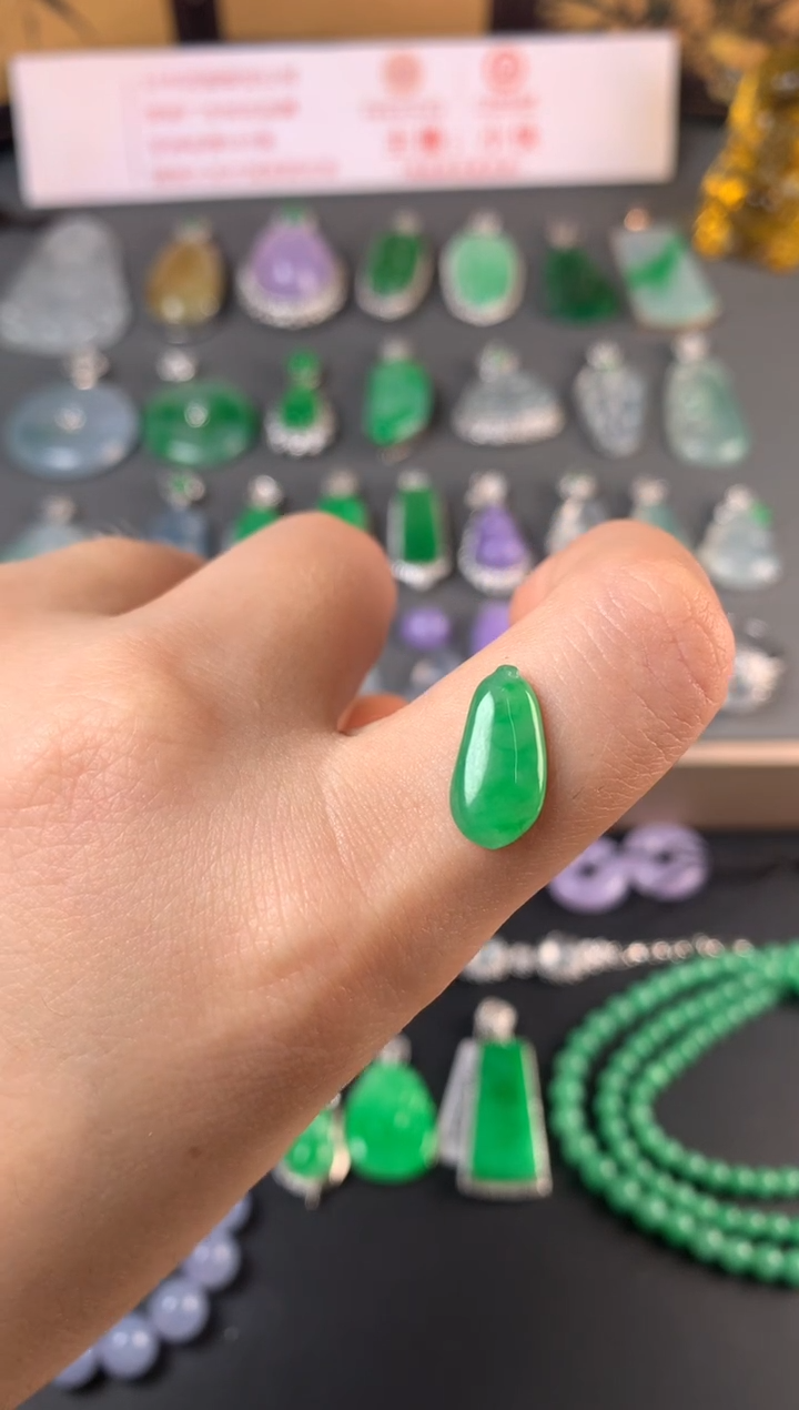 未镶嵌定制翡翠裸石（镶嵌定制）