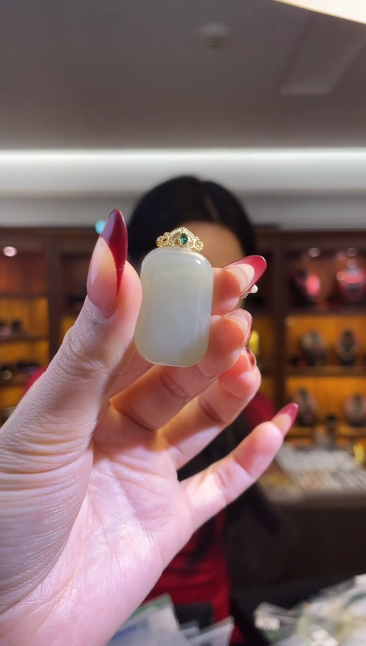 颈饰未镶嵌和田玉（多样性发一件）