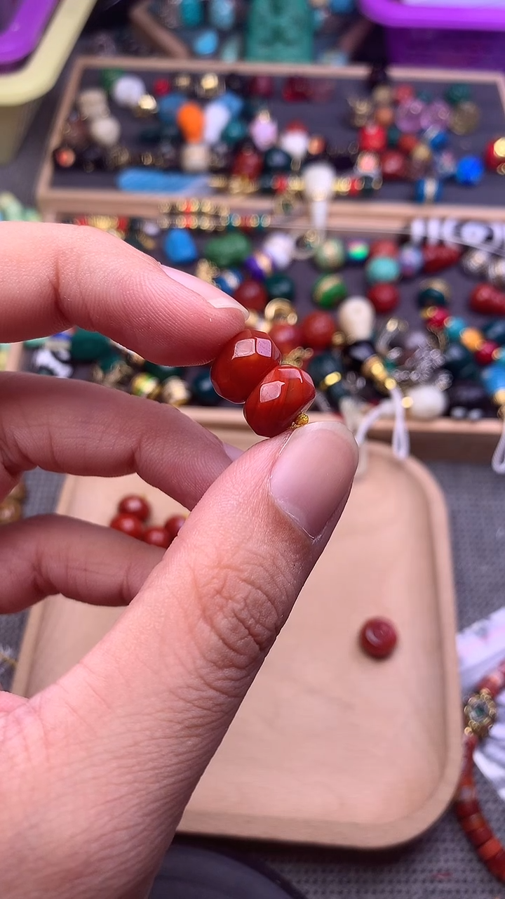 未镶嵌配饰南红玛瑙切面无相 一对发