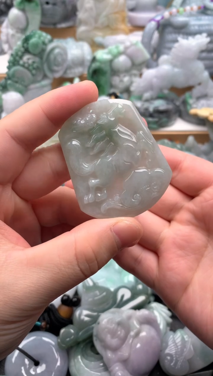 吊坠(不含链)未镶嵌翡翠1