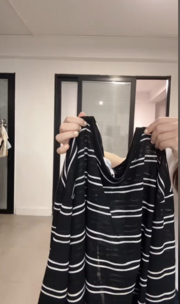 ins后腰绑带条纹长袖圆领针织衫  N14