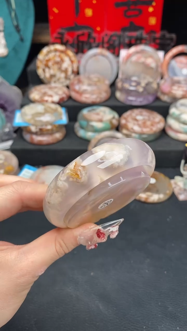 【闪购商品】石英质玉手镯（圆镯）未镶嵌60