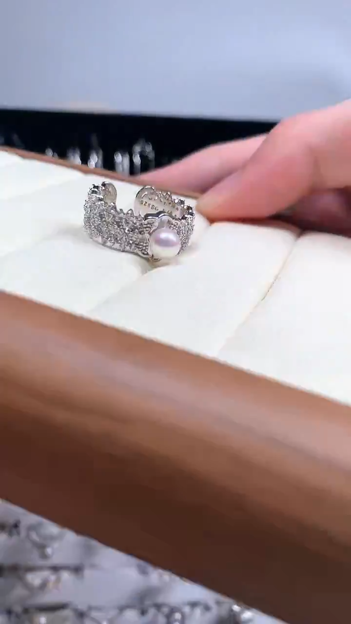 【闪购商品】海水珍珠戒指银S925镶嵌宽版珍珠戒指