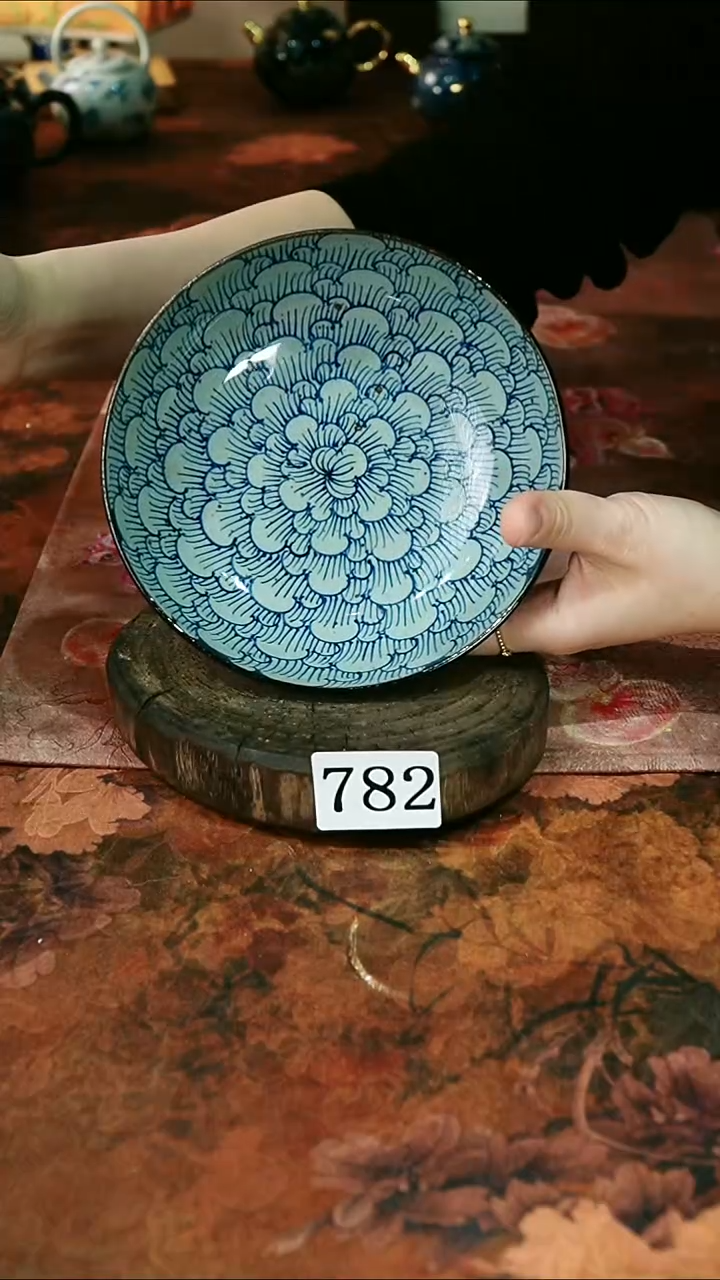 茶碗...........782