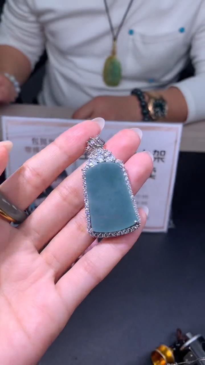 【闪购商品】翡翠吊坠(不含链)合金挂件其他随机发A1 |+0