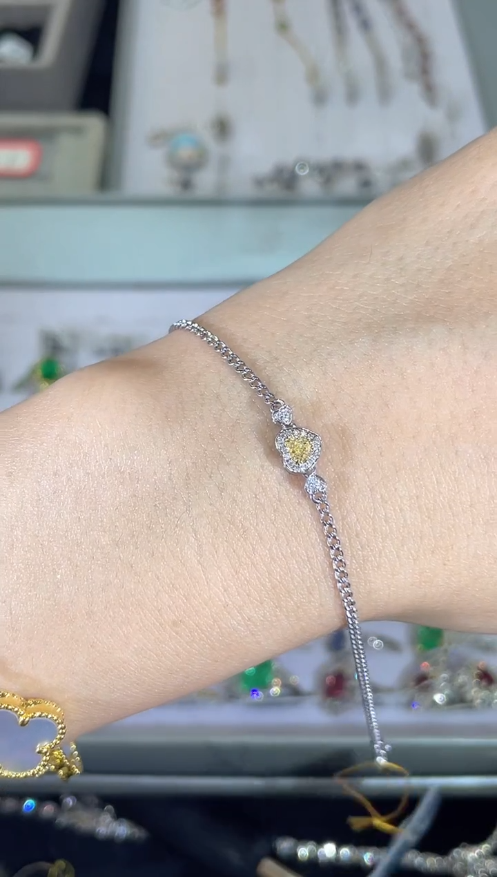 18K金镶嵌手链钻石      CY