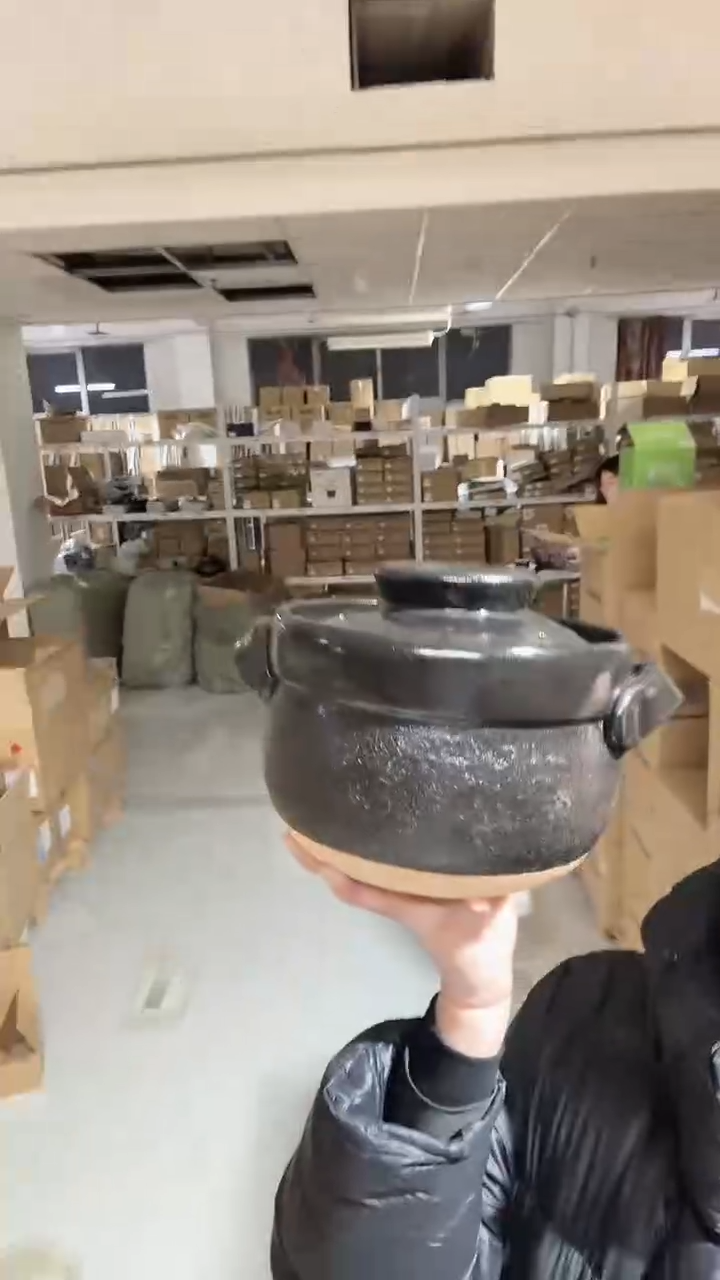 【闪购商品】信乐烧天目黑圆盖土锅2.5L