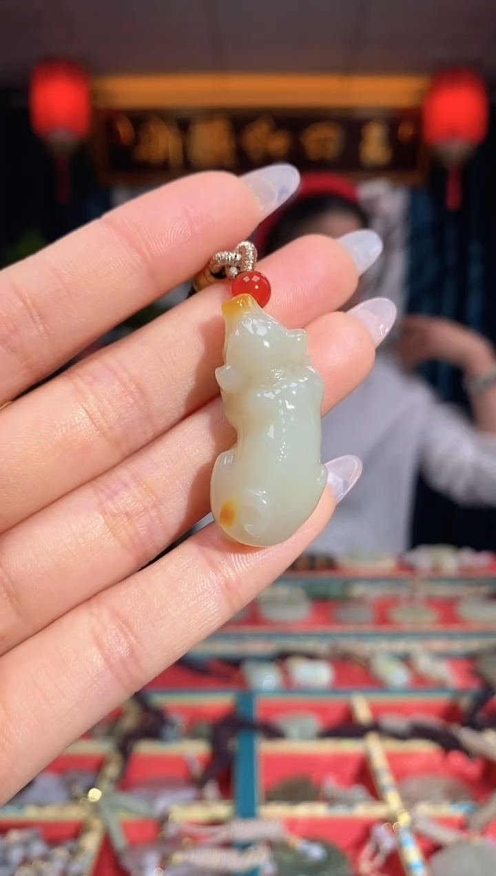 【闪购商品】和田玉颈饰未镶嵌狗