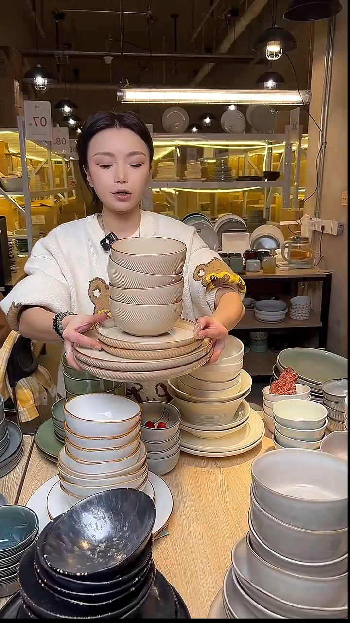 瓷105（八件套）外贸尾货窑变釉下彩默外微瑕