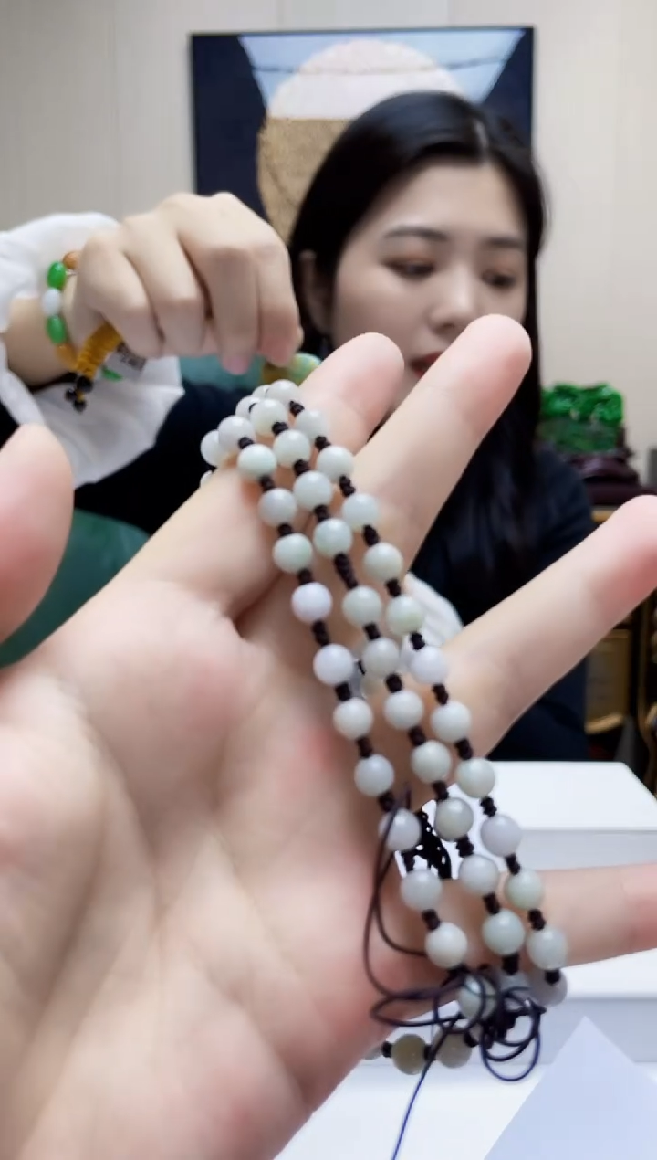 未镶嵌定制翡翠吊坠93