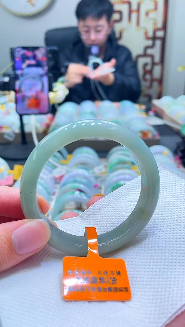 未镶嵌手镯翡翠032-57
