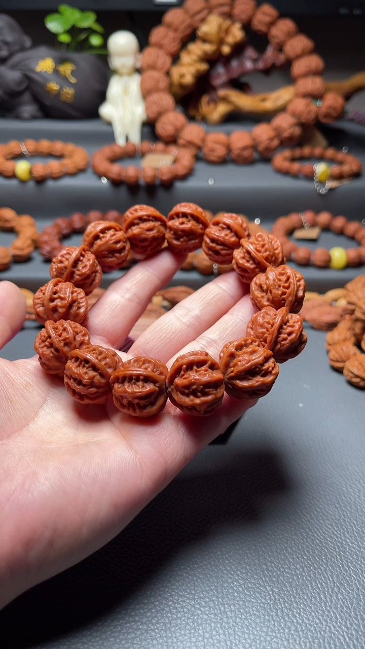 【闪购商品】文玩核桃吊坠核桃手串