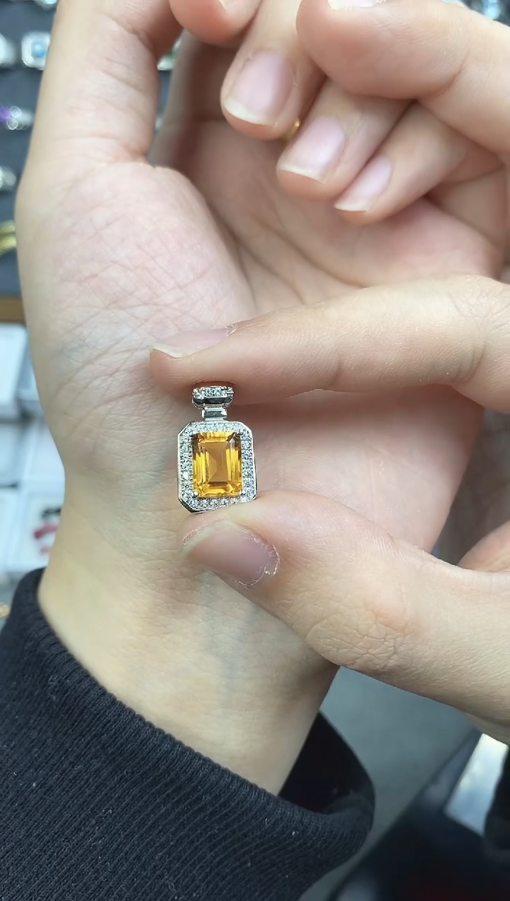 吊坠(赠链)银S925镶嵌黄晶11