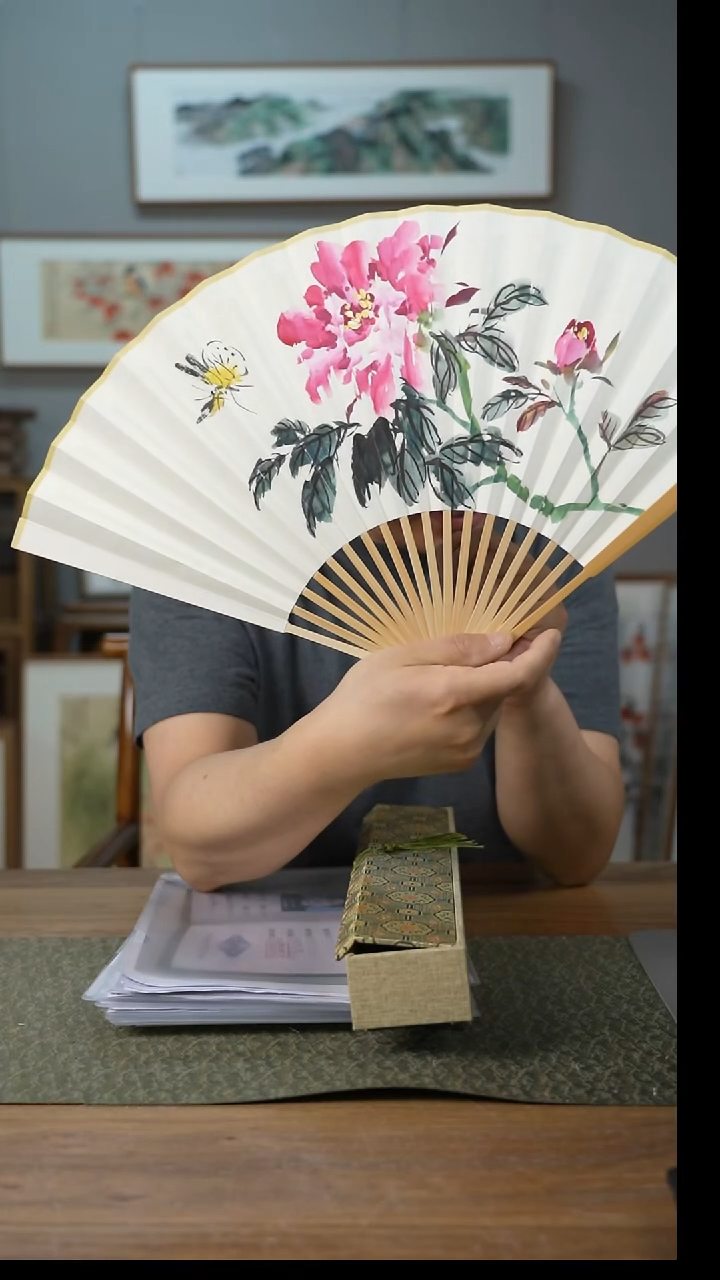 书法协会会员老师扇子作品-带锦盒