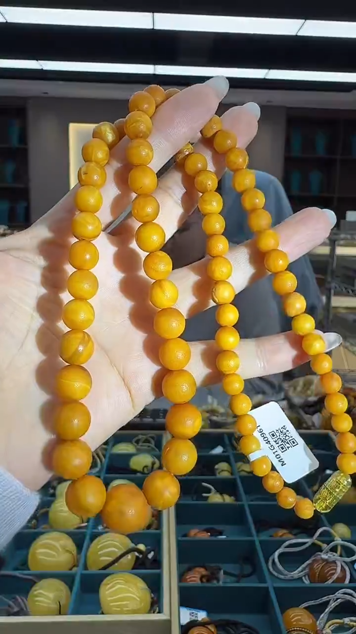 琥珀颈饰未镶嵌206秒拍号 假一罚三 