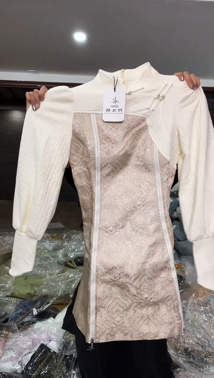 卫衣裙       M码       80-105斤