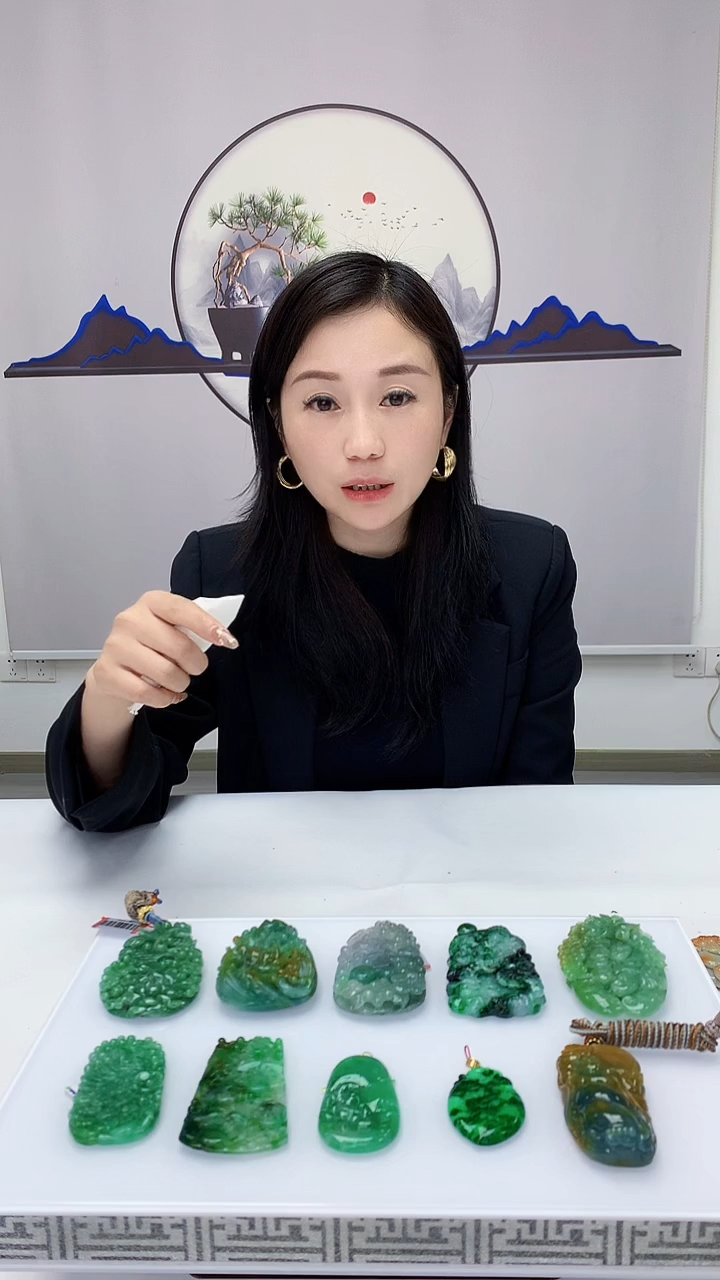【闪购商品】定制翡翠未镶嵌4852bb-毛货挂件