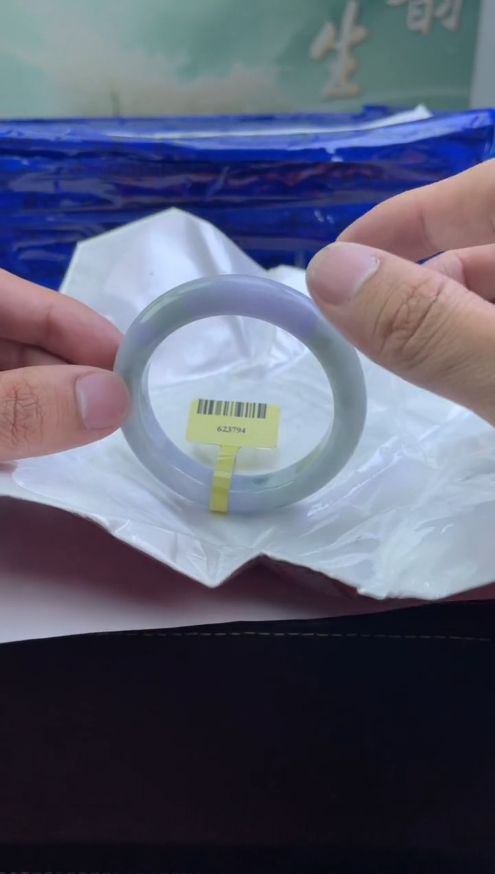 翡翠手镯未镶嵌20          