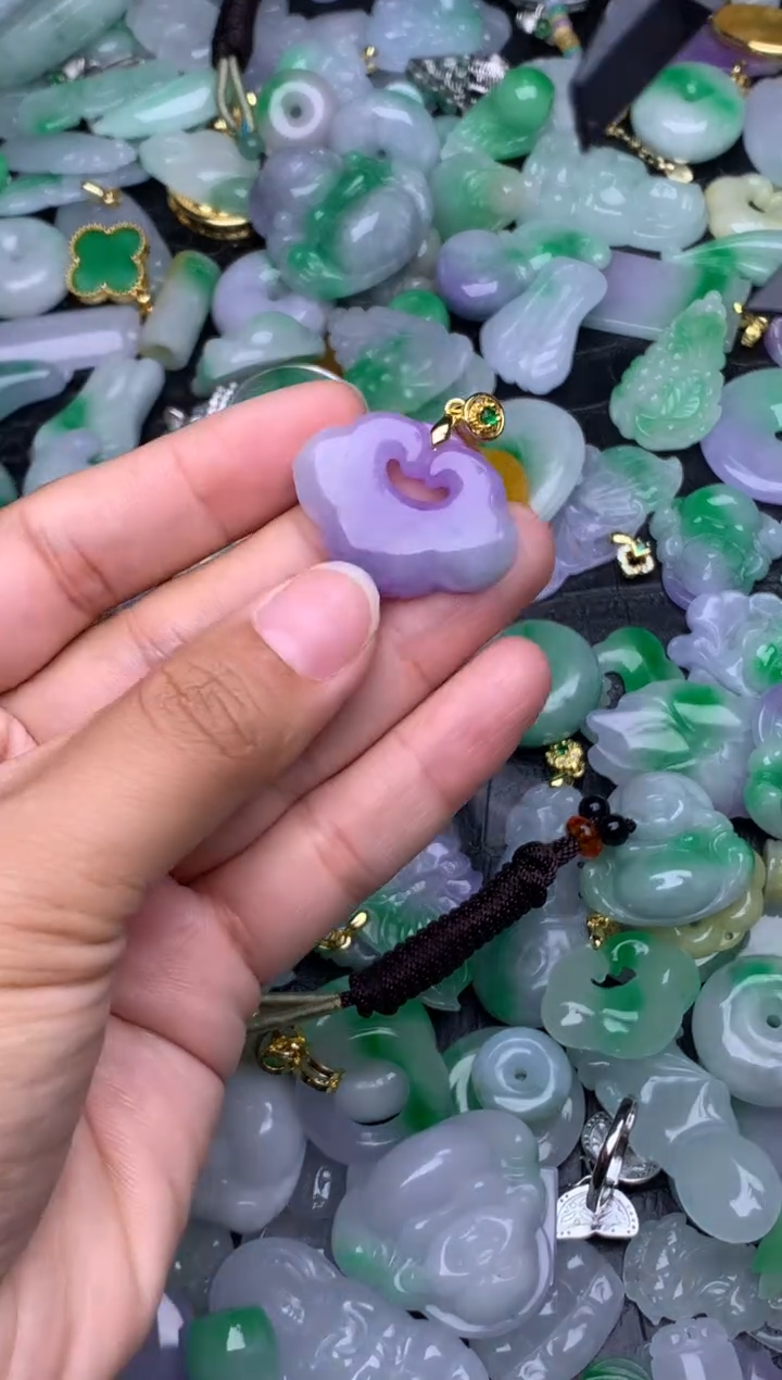 翡翠未镶嵌颈饰天然缅甸翡翠吊坠