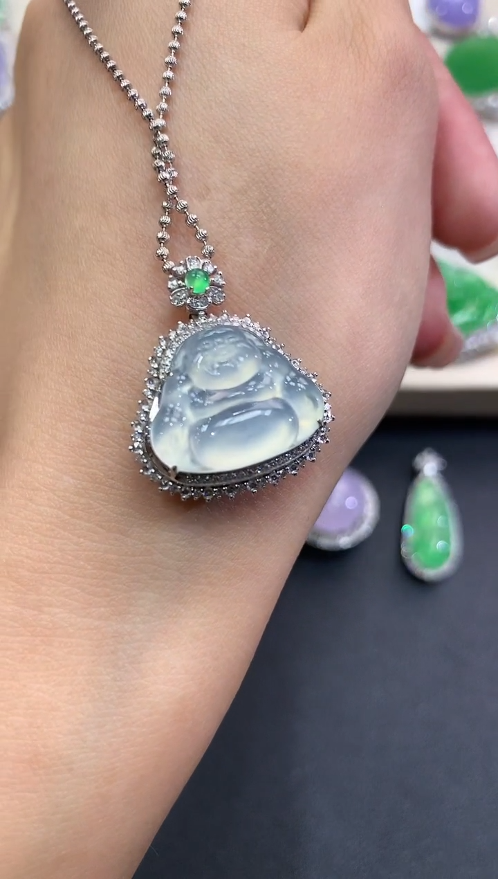 【闪购商品】翡翠吊坠(不含链)18K金镶嵌q91          