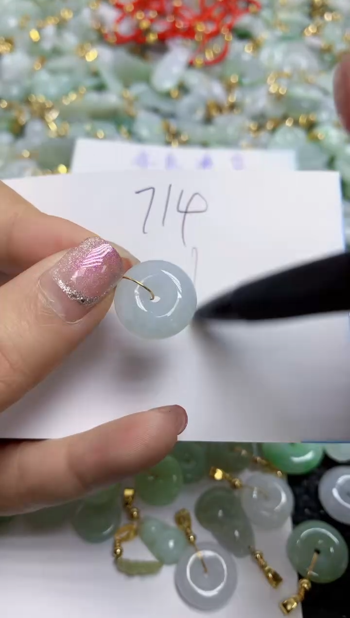 【闪购商品】翡翠颈饰合金天然翡翠A货