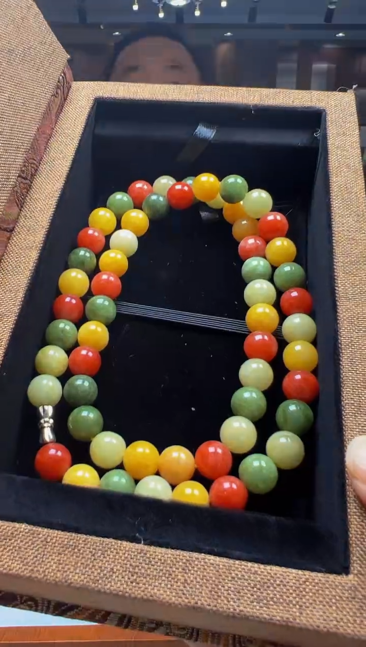 翡翠未镶嵌颈饰BQ2025-8-1-19