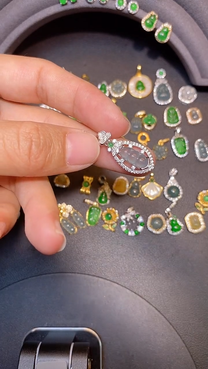 吊坠(不含链)银S925镶嵌翡翠1