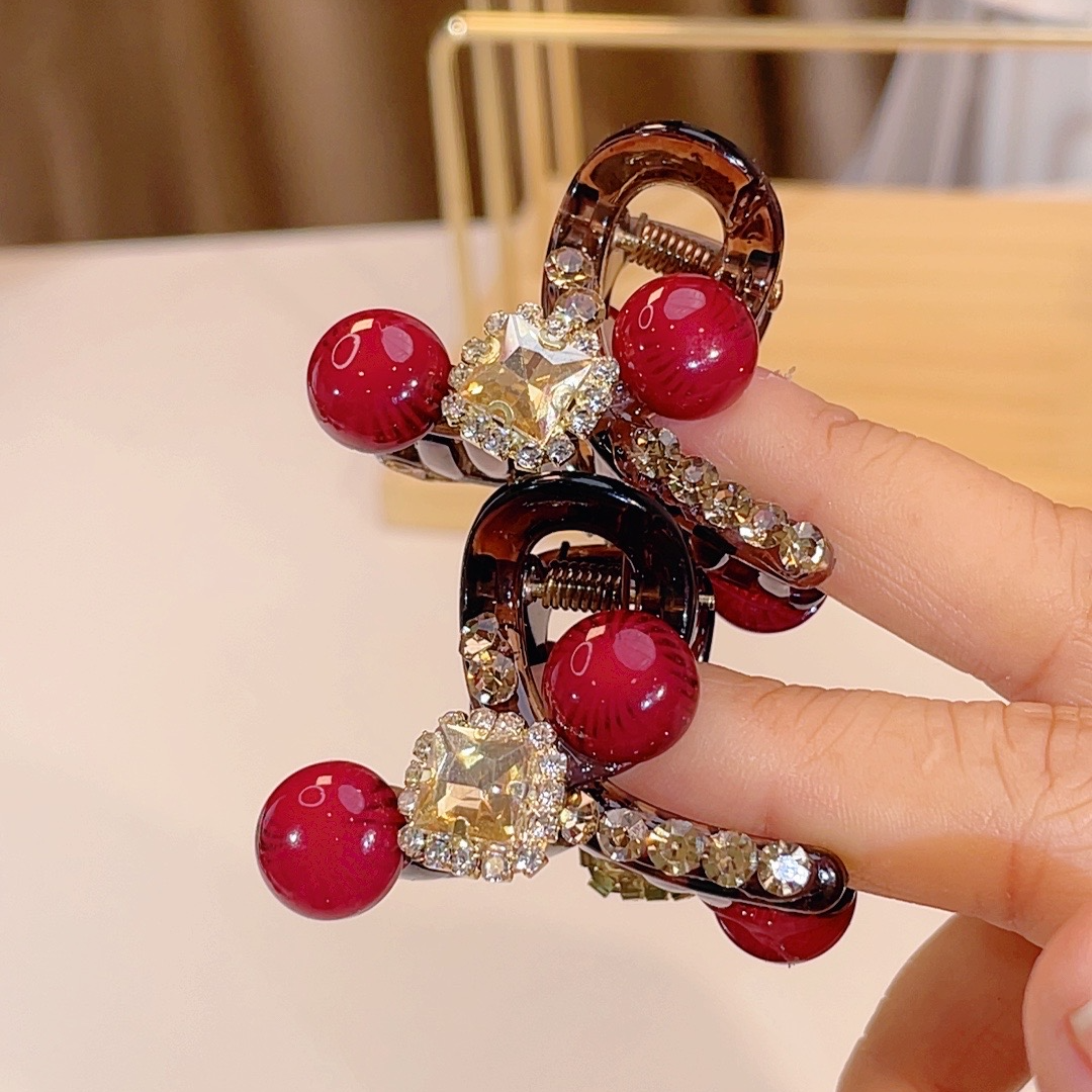 方糖气质小抓夹发夹女2025新款小号红豆抓夹简约百搭红色发卡头饰