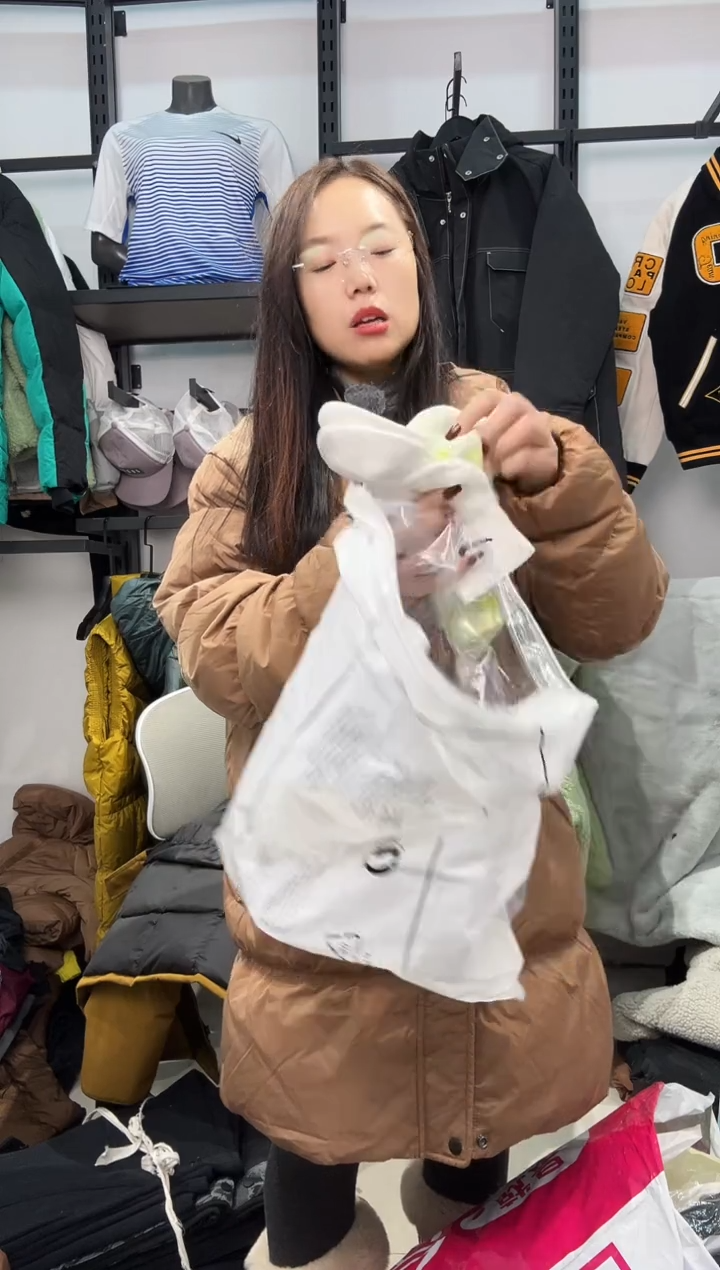 2258闪购编码 Nike/Jordan运动卫衣裤以直播间过款为准 尺码·WA