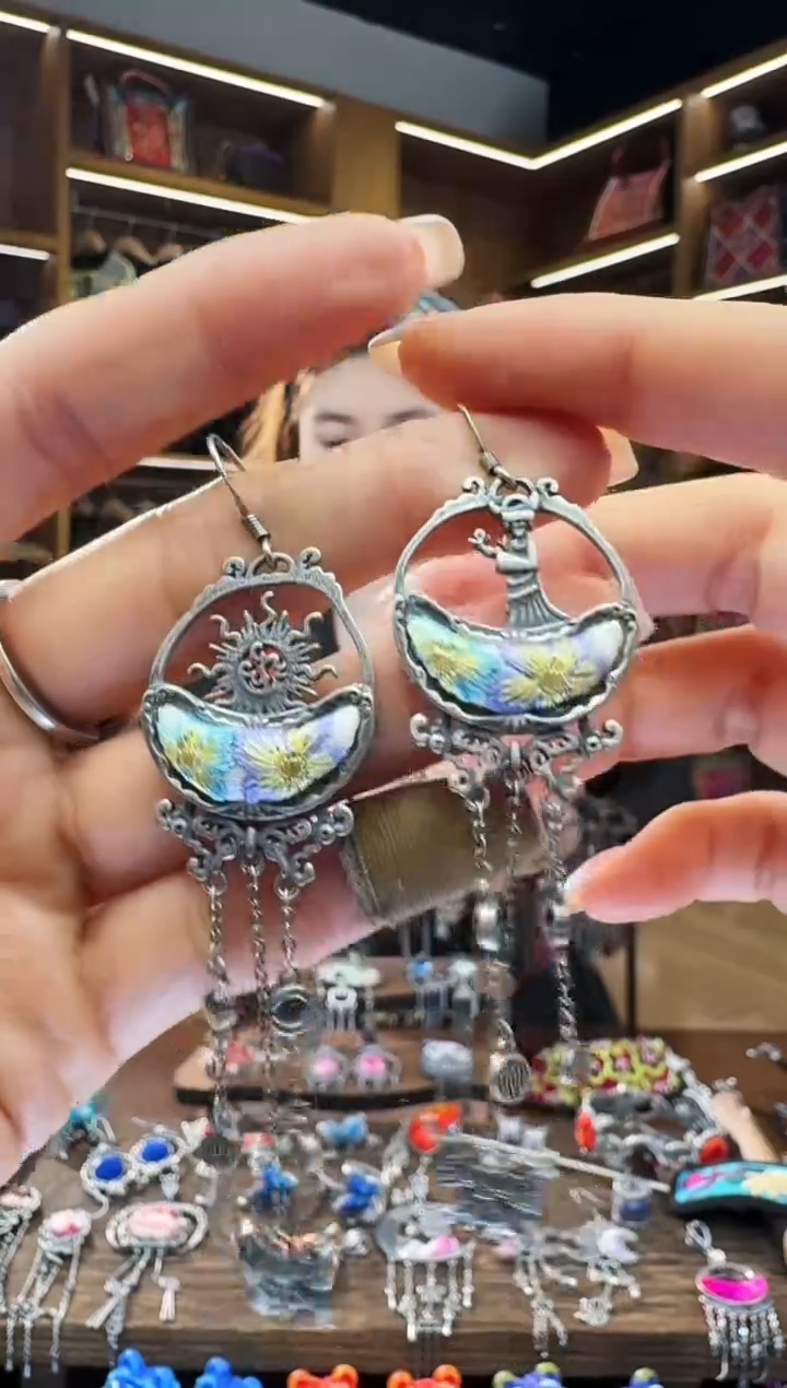 【闪购商品】织绣148黔东南苗族刺绣