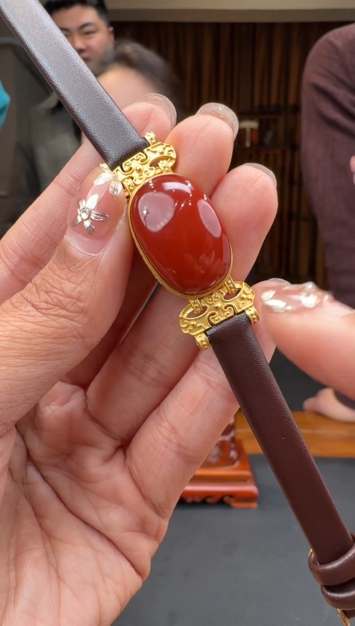 【闪购商品】南红玛瑙7718K金镶嵌2.2张卓多样性发货