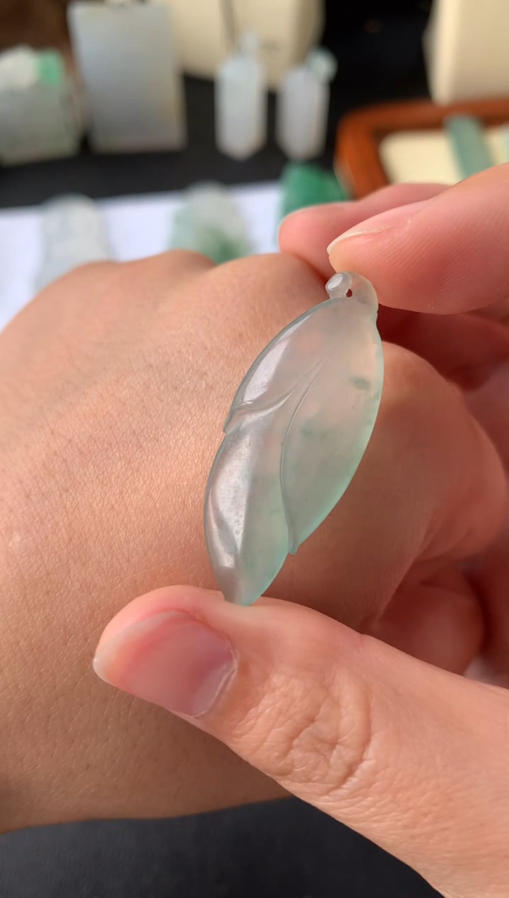 【闪购商品】定制翡翠未镶嵌翡翠