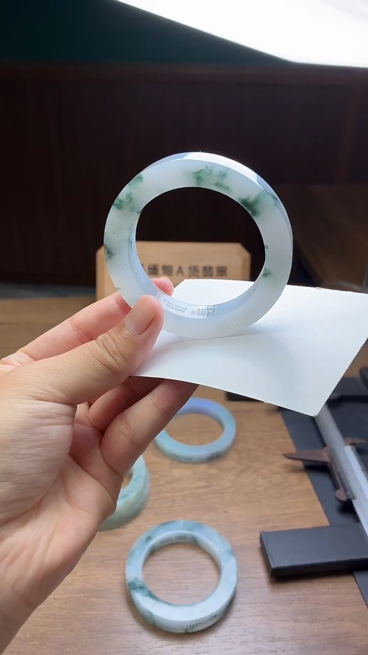 未镶嵌手镯定制翡翠°*号定制