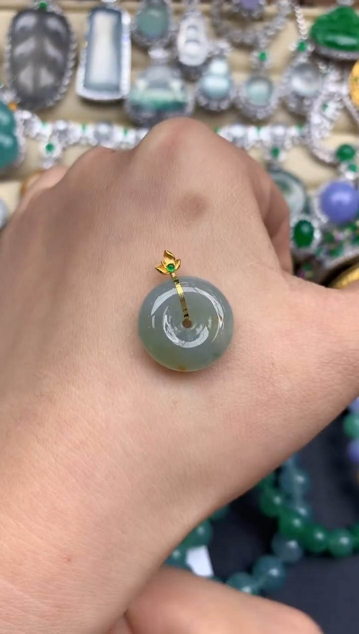 颈饰18K金镶嵌翡翠81-中国好珍宝