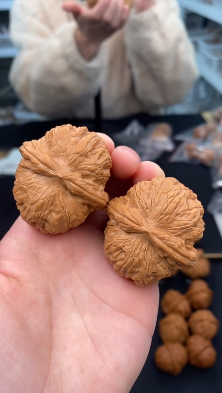 【闪购商品】文玩核桃把件元宝43-t562