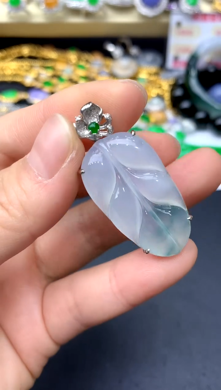 颈饰18K金镶嵌翡翠249 -中国好珍宝