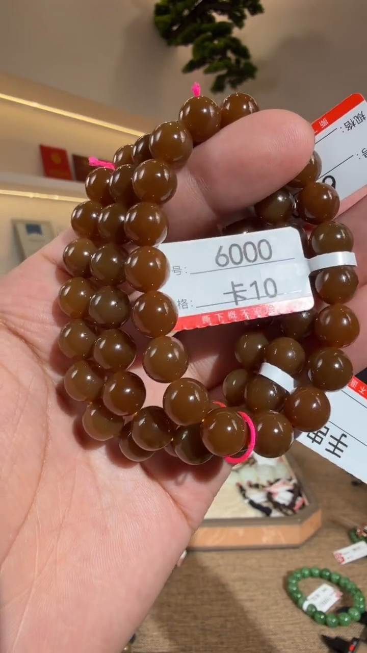 未镶嵌手串和田玉10多样性发货发其中一件