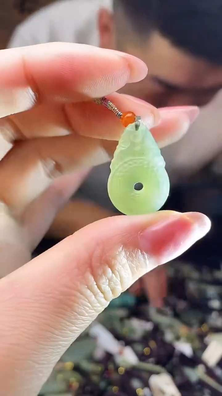 颈饰未镶嵌和田玉多样性发货，拍一发一