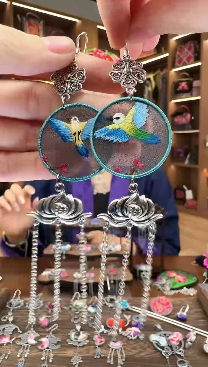 【闪购商品】织绣55黔东南苗族刺绣