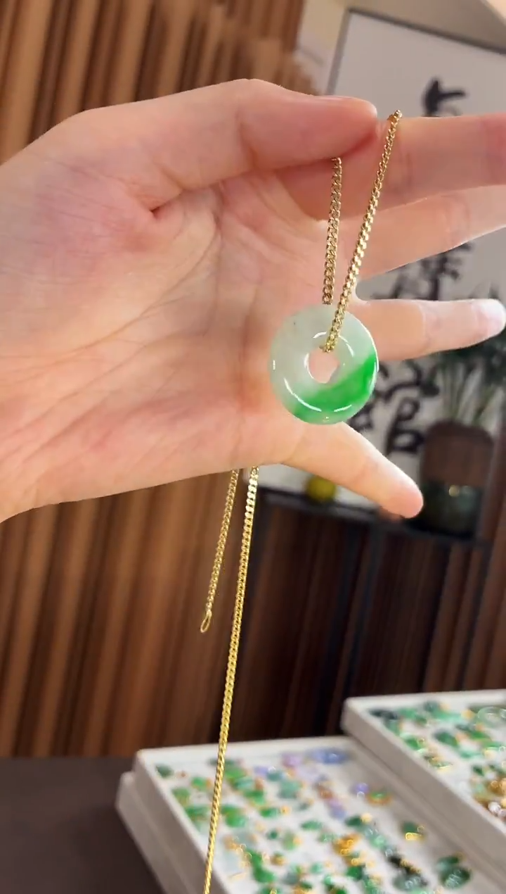 吊坠(不含链)未镶嵌翡翠吊坠