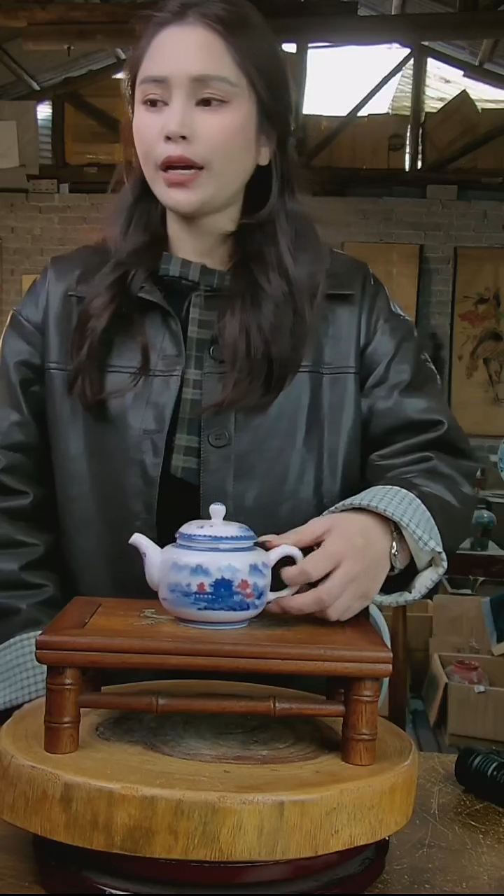 摆件陶稀土山水壶