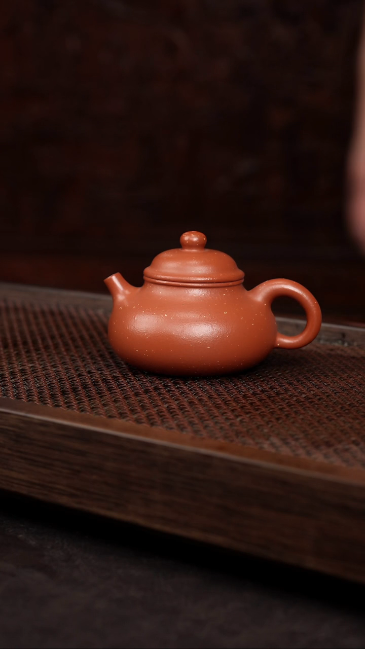 【闪购商品】紫砂茶壶朱泥铺砂容天