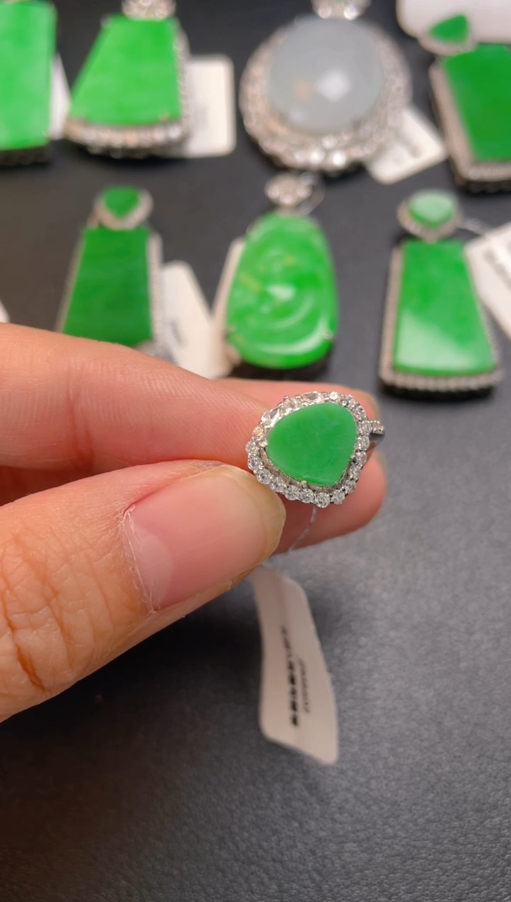 吊坠(不含链)银S925镶嵌翡翠Z*9戒指