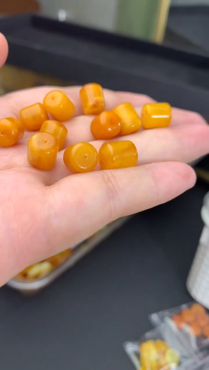 蜜蜡未镶嵌珠宝奇石8多样性发一件